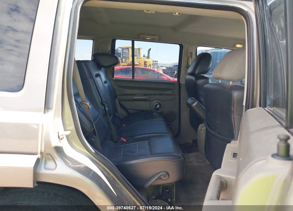 2006 JEEP COMMANDER VIN: 1J8HH48N56C157073