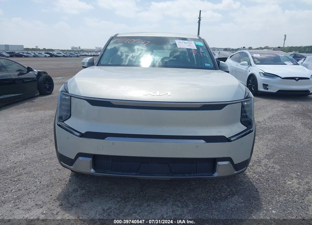 2024 KIA EV9 LIGHT LONG RANGE VIN: KNDAB5S14R6028881