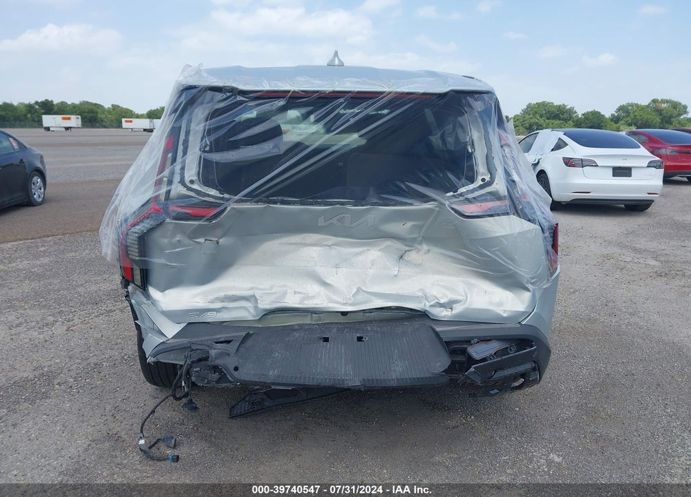 2024 KIA EV9 LIGHT LONG RANGE VIN: KNDAB5S14R6028881