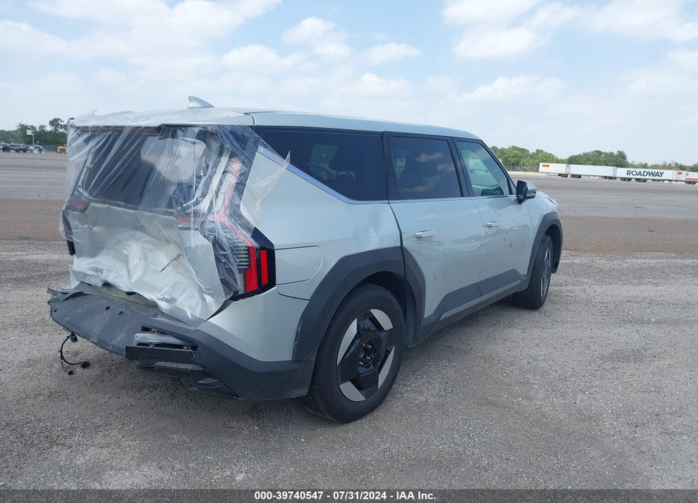 2024 KIA EV9 LIGHT LONG RANGE VIN: KNDAB5S14R6028881