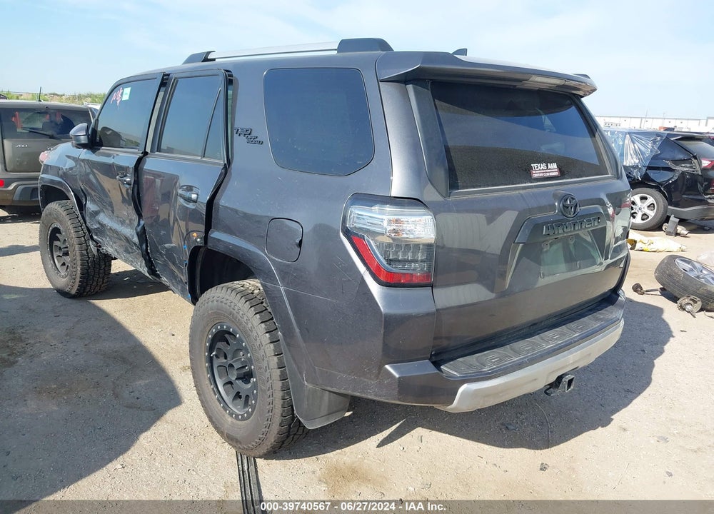 2018 TOYOTA 4RUNNER TRD OFF ROAD VIN: JTEBU5JR0J5582107