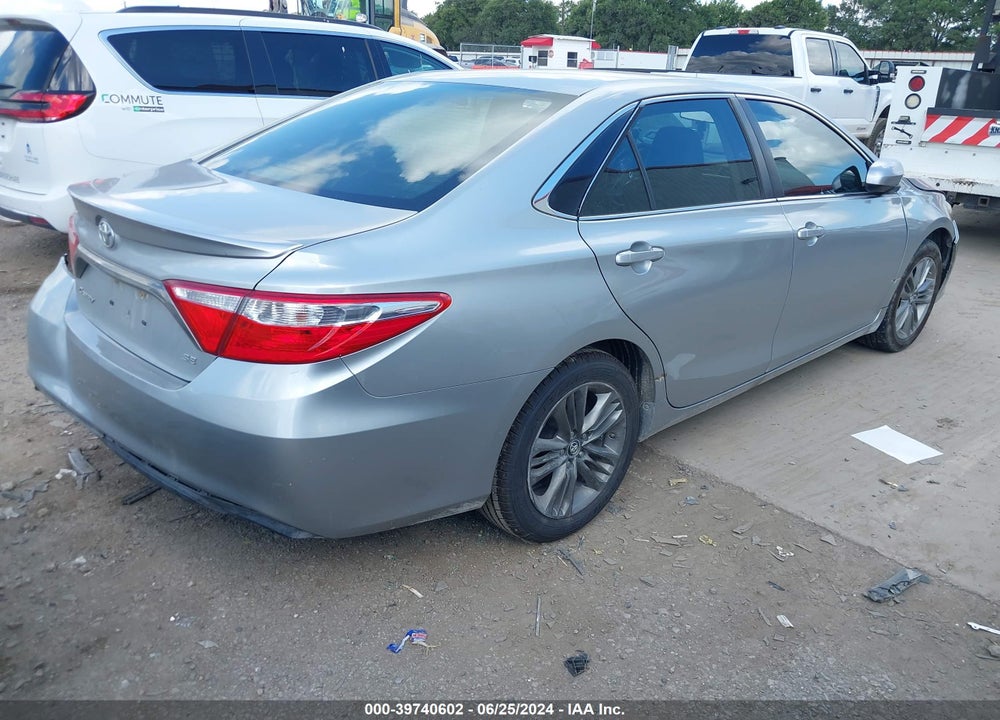 2016 TOYOTA CAMRY SE VIN: 4T1BF1FK7GU212883