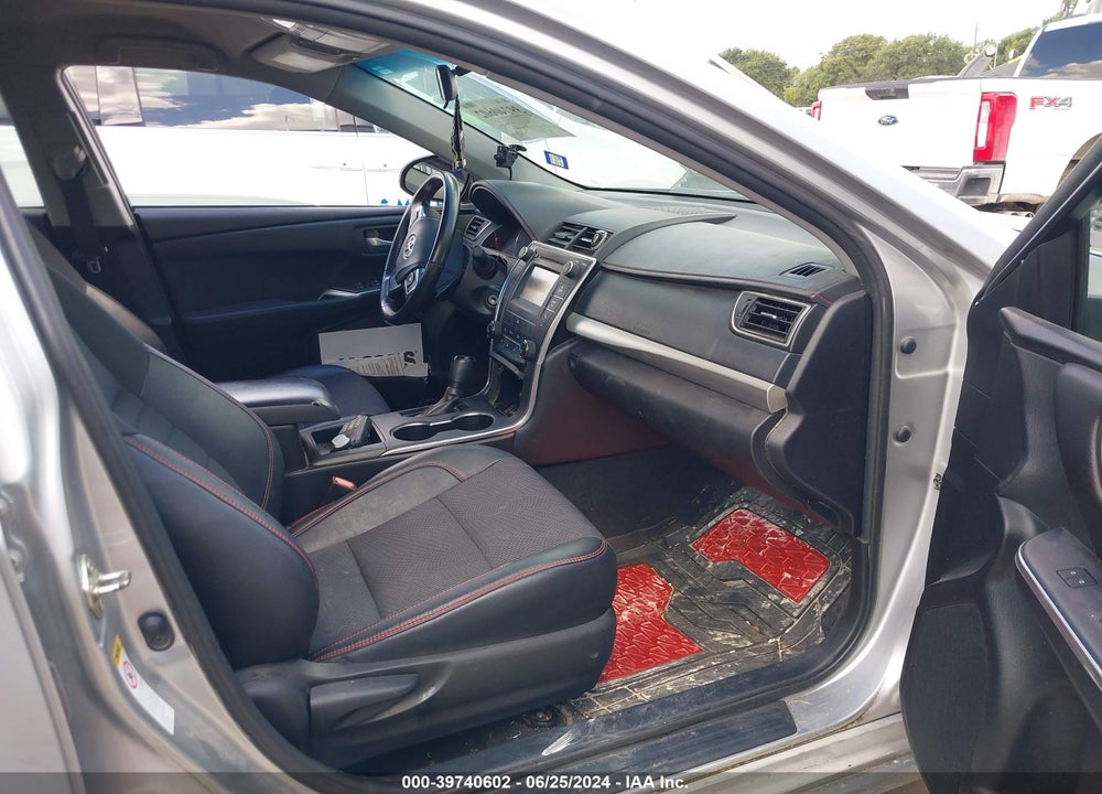 2016 TOYOTA CAMRY SE VIN: 4T1BF1FK7GU212883