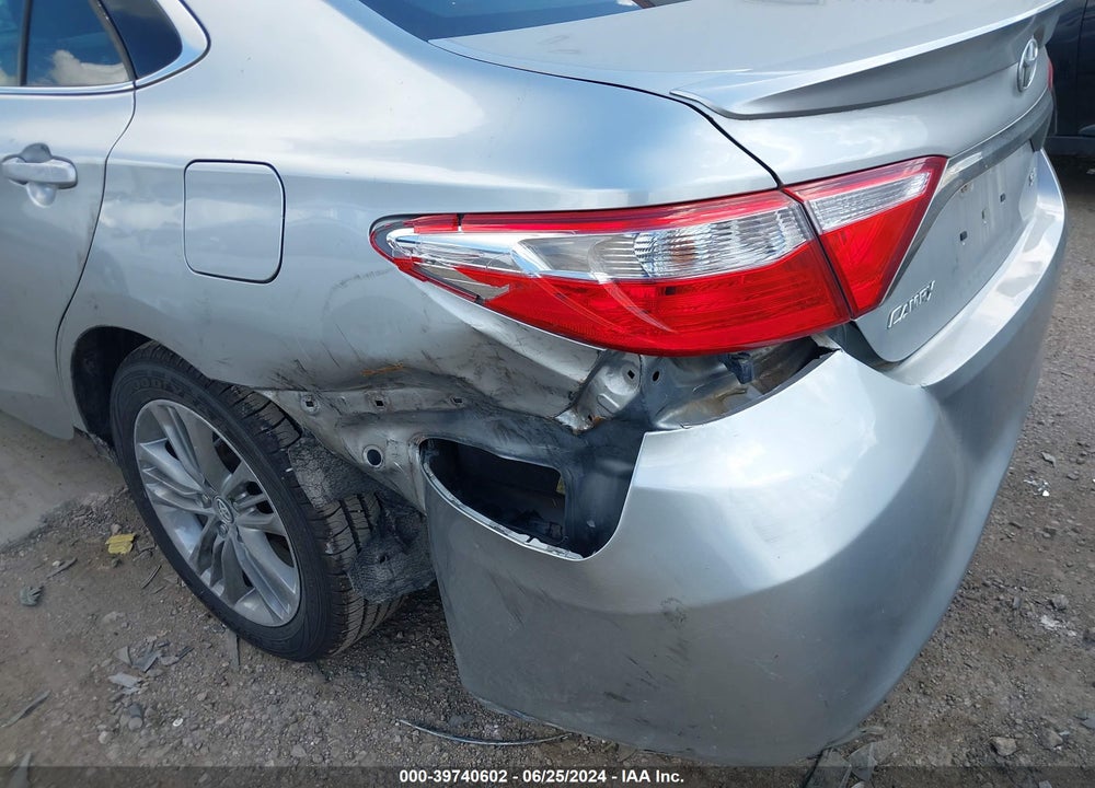2016 TOYOTA CAMRY SE VIN: 4T1BF1FK7GU212883
