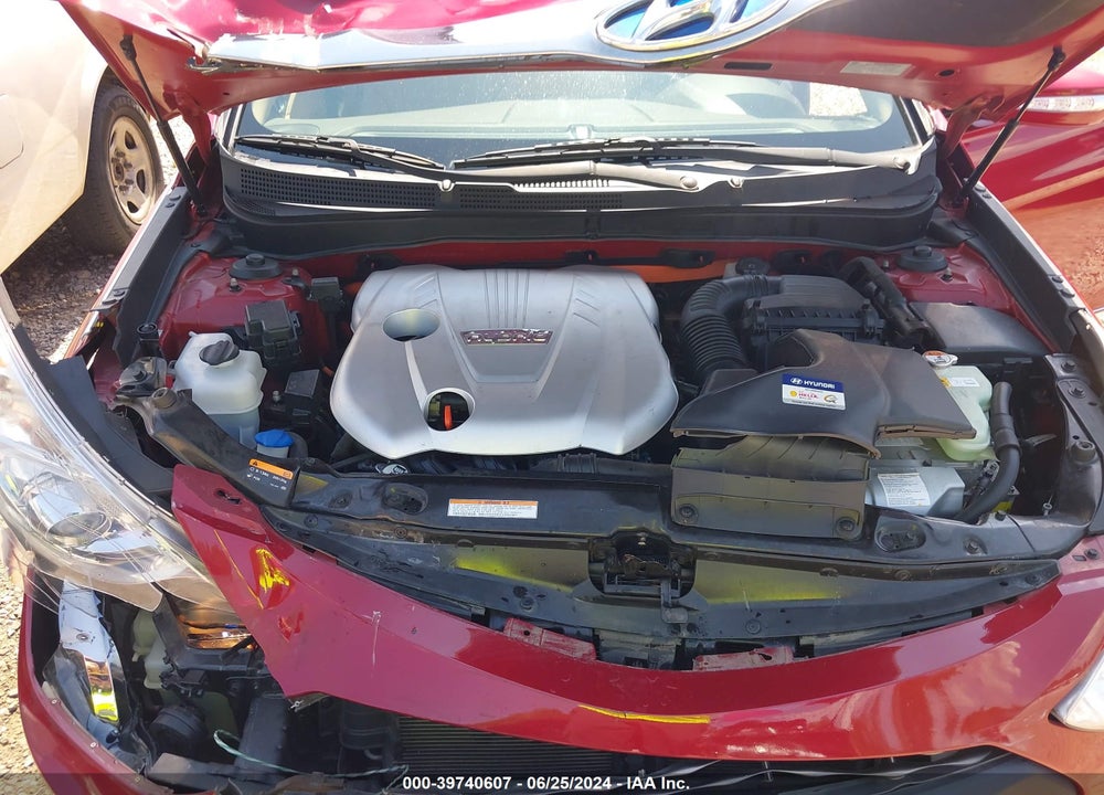 2014 HYUNDAI SONATA HYBRID LIMITED VIN: KMHEC4A40EA105625