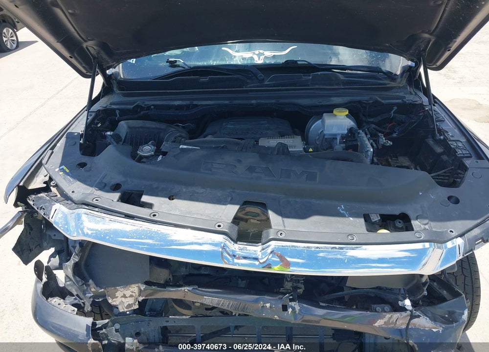 2020 RAM 1500 LIMITED  4X2 5'7 BOX VIN: 1C6RREHT3LN188827