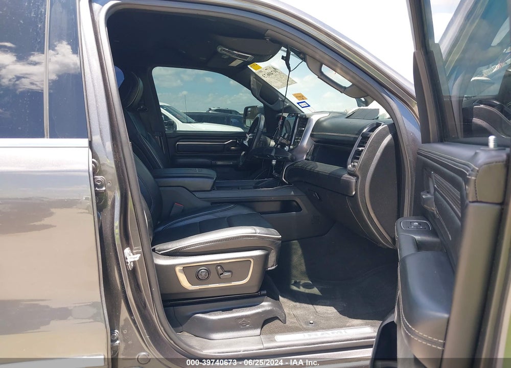 2020 RAM 1500 LIMITED  4X2 5'7 BOX VIN: 1C6RREHT3LN188827