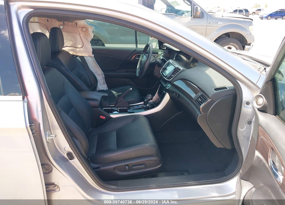 2016 HONDA ACCORD TOURING VIN: 1HGCR3F94GA004438