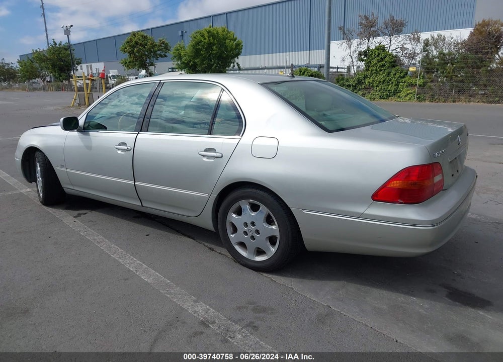 2001 LEXUS LS 430 VIN: JTHBN30F210007452