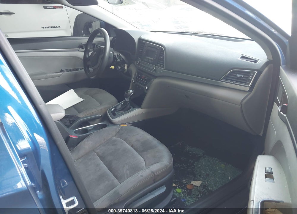 2017 HYUNDAI ELANTRA SE VIN: 5NPD74LF7HH125841