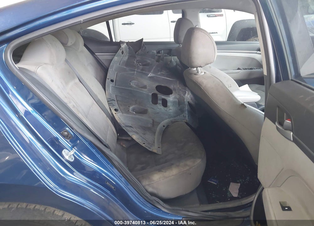 2017 HYUNDAI ELANTRA SE VIN: 5NPD74LF7HH125841