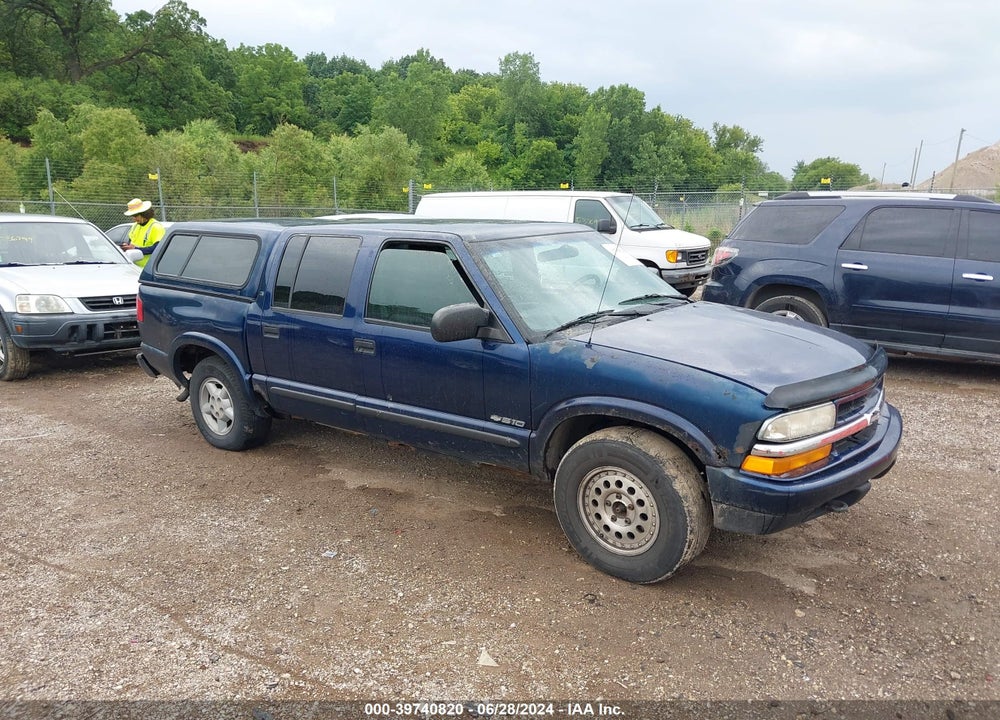 2003 CHEVROLET S-10 LS VIN: 1GCDT13X43K152993