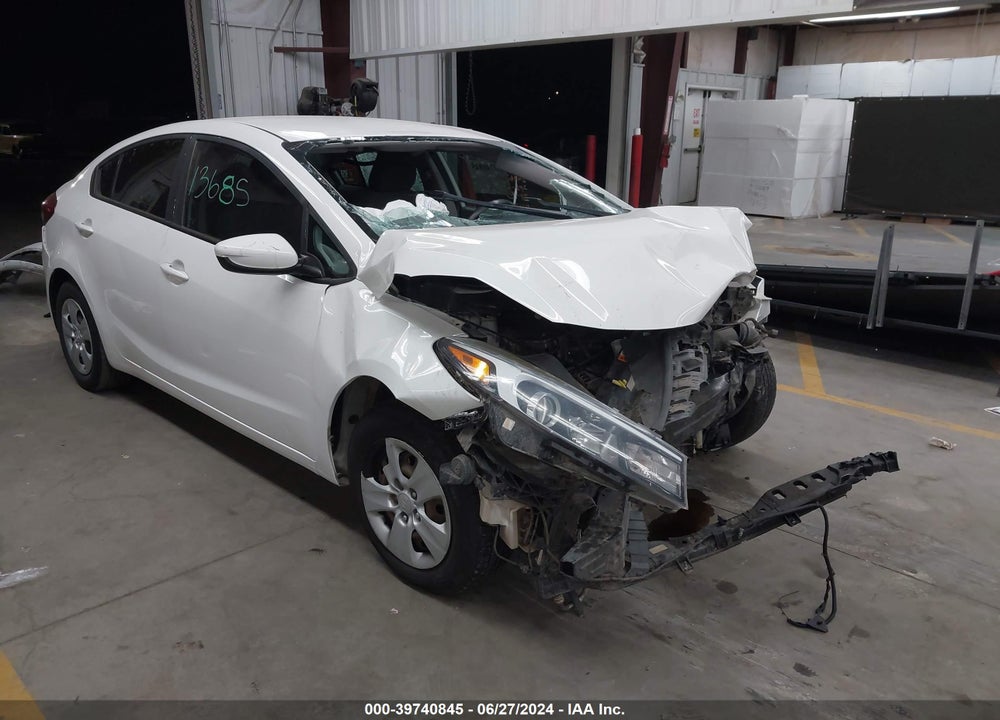 2017 KIA FORTE LX VIN: 3KPFK4A77HE154165