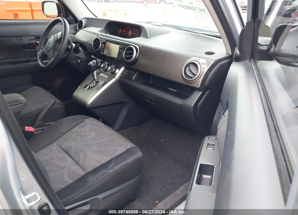 2013 SCION XB 10 SERIES VIN: JTLZE4FE3DJ043318