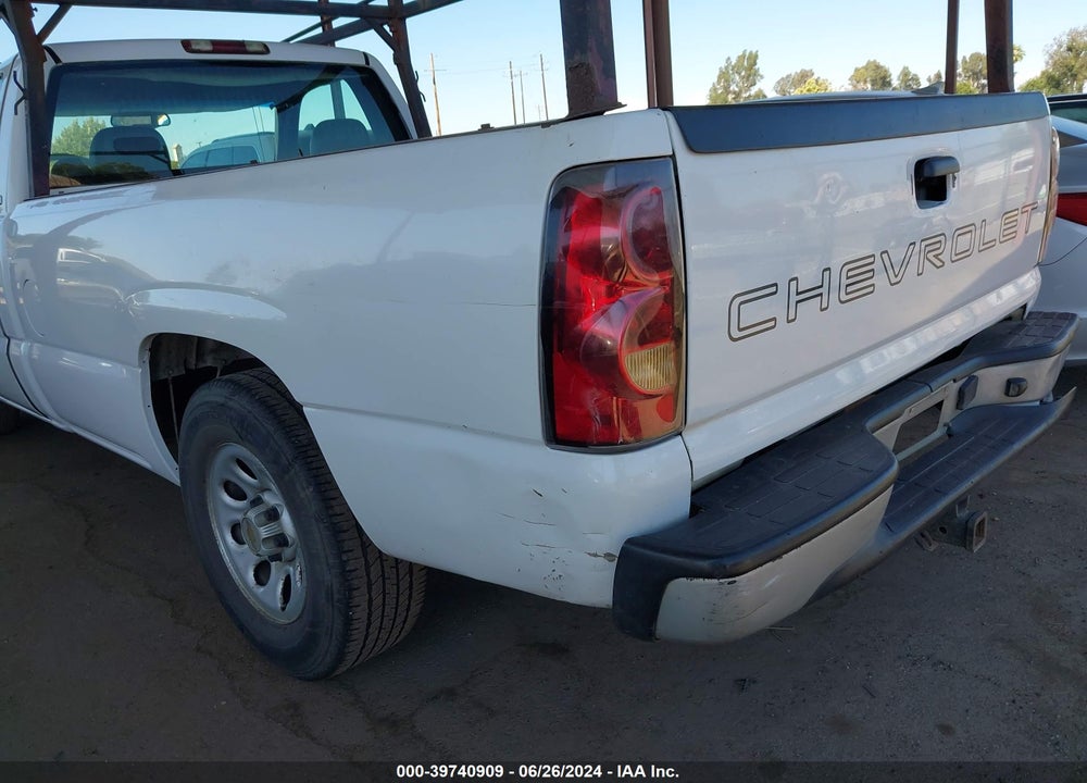 2005 CHEVROLET SILVERADO 1500 WORK TRUCK VIN: 1GCEC14V55Z215918