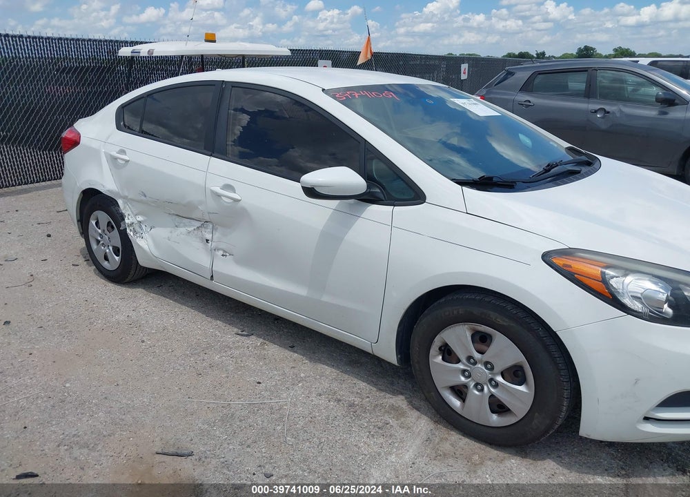 2016 KIA FORTE LX VIN: KNAFK4A64G5607088