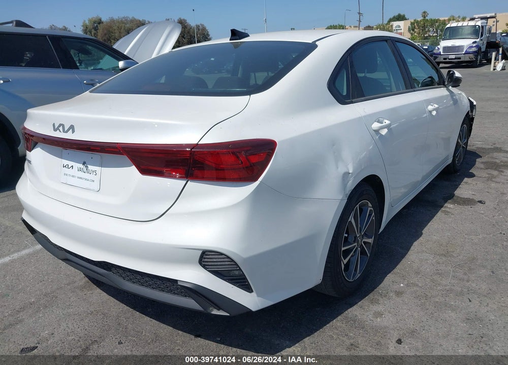 2023 KIA FORTE LXS VIN: 3KPF24AD7PE547992