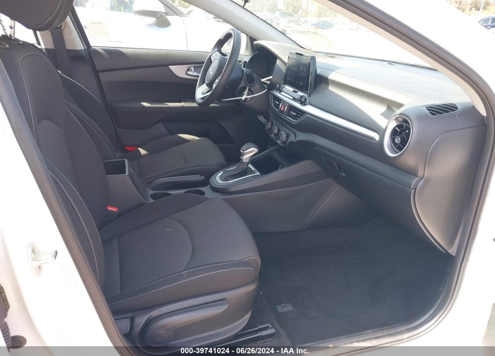 2023 KIA FORTE LXS VIN: 3KPF24AD7PE547992