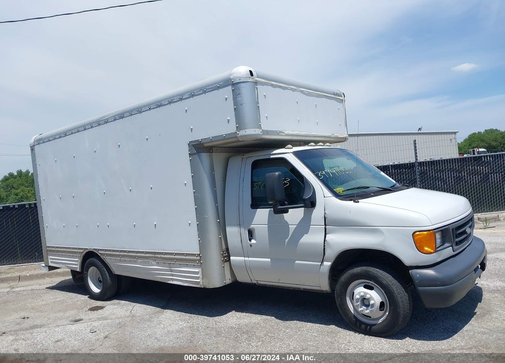 2006 FORD E-450 CUTAWAY VIN: 1FDXE45S76HA82607