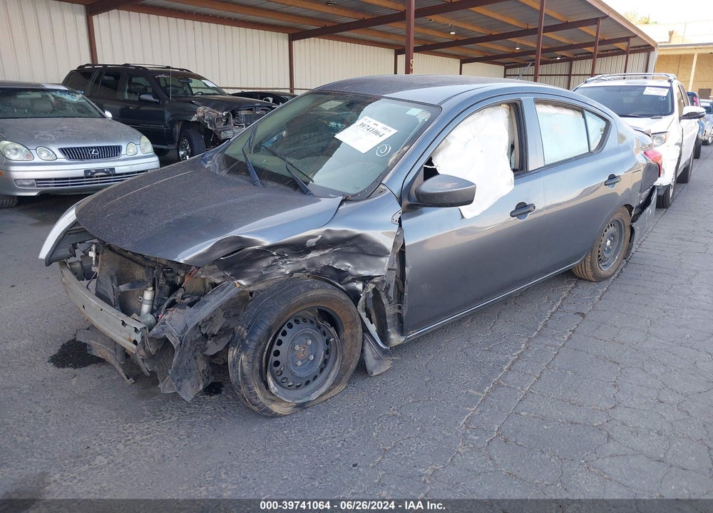 2019 NISSAN VERSA 1.6 S+ VIN: 3N1CN7AP9KL813588