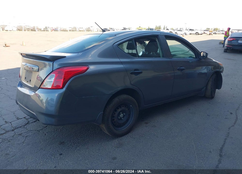 2019 NISSAN VERSA 1.6 S+ VIN: 3N1CN7AP9KL813588