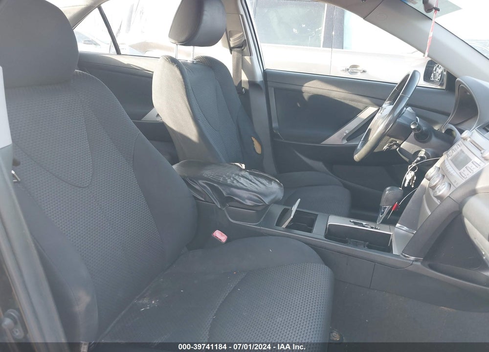 2011 TOYOTA CAMRY SE VIN: 4T1BF3EK2BU734682