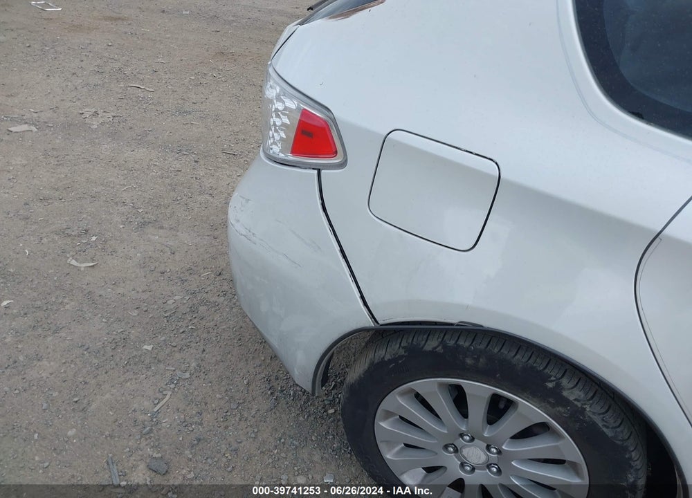 2011 SUBARU IMPREZA 2.5I PREMIUM VIN: JF1GH6B68BH829226