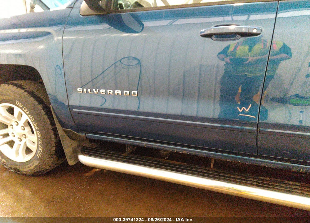 2018 CHEVROLET SILVERADO 1500 1LT VIN: 3GCUKREC5JG241536