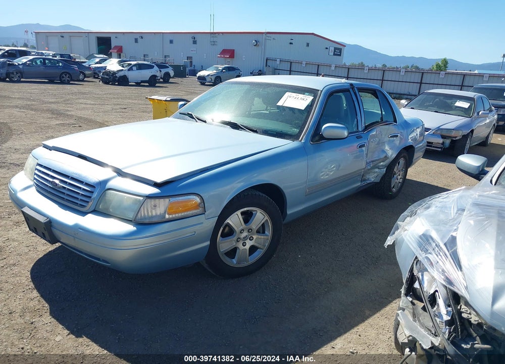 2011 FORD CROWN VICTORIA LX VIN: 2FABP7EV8BX161823