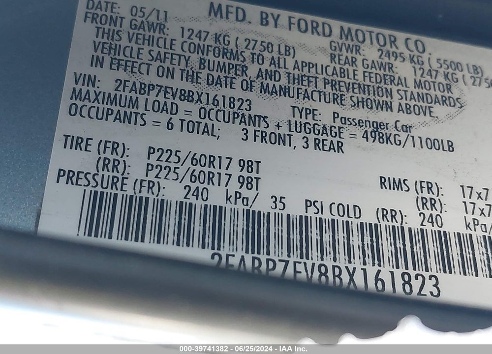 2011 FORD CROWN VICTORIA LX VIN: 2FABP7EV8BX161823