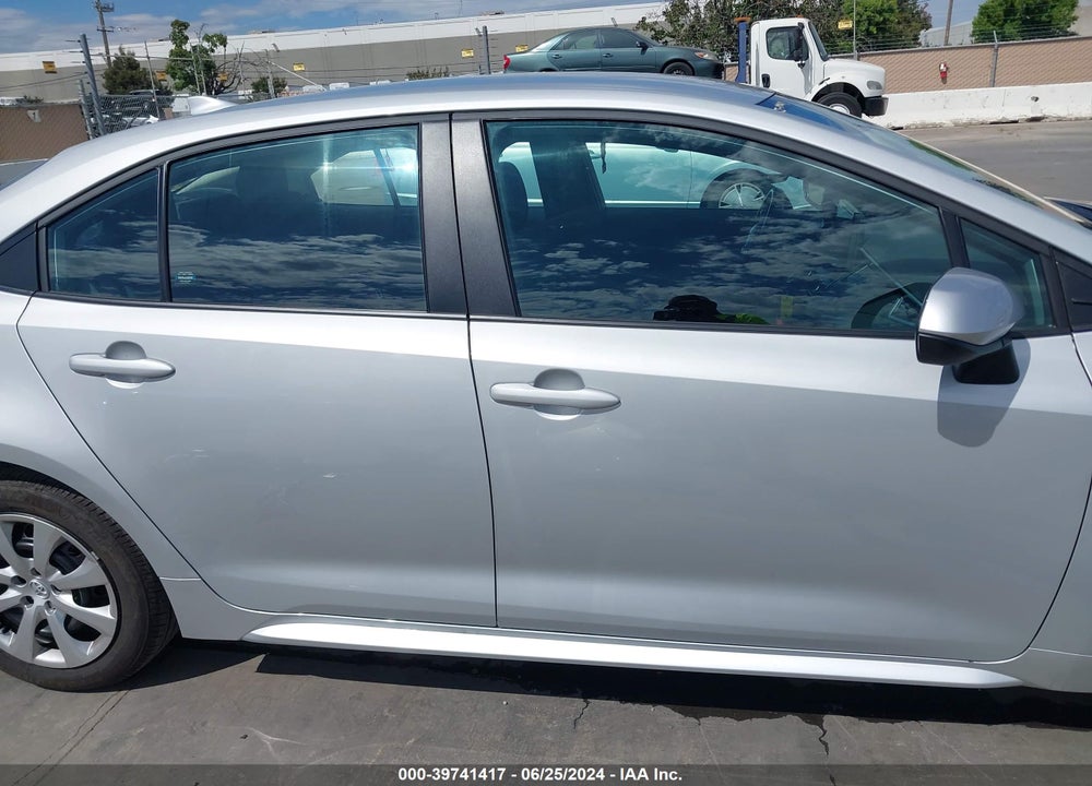 2024 TOYOTA COROLLA LE VIN: 5YFB4MDE2RP136367