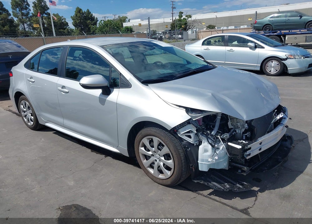 2024 TOYOTA COROLLA LE VIN: 5YFB4MDE2RP136367