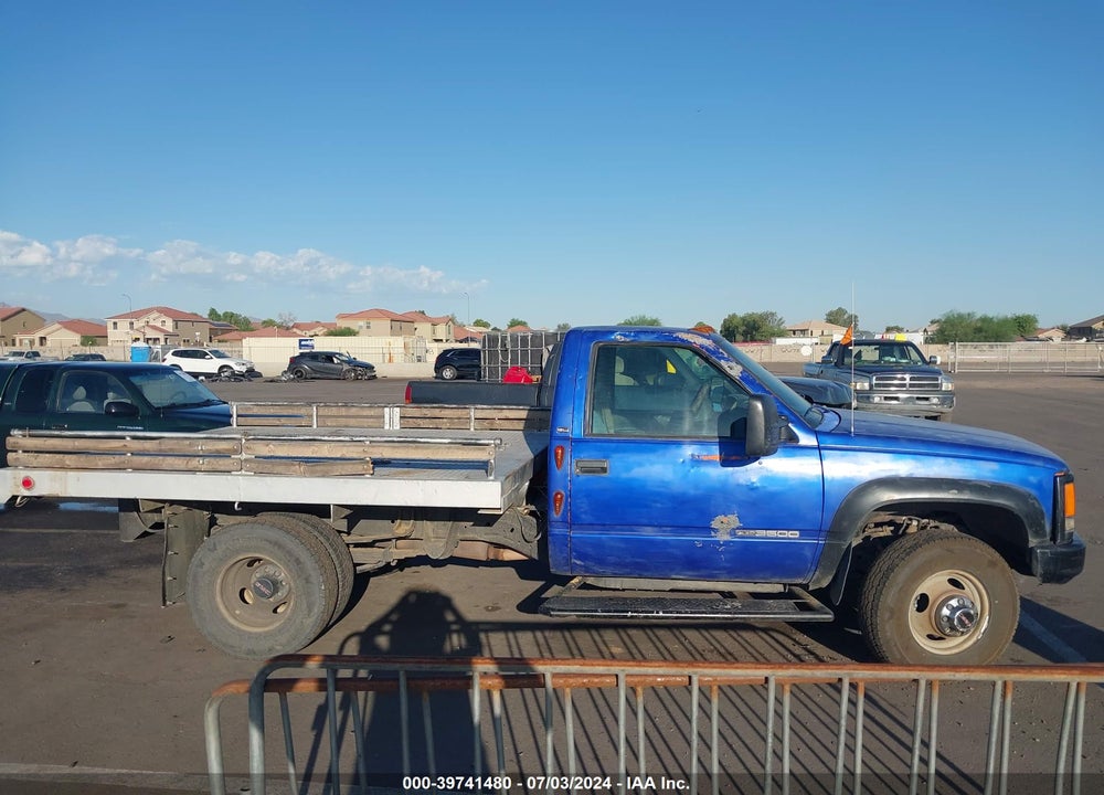 1999 GMC SIERRA 3500 SL VIN: 1GDJK34J9XF031091