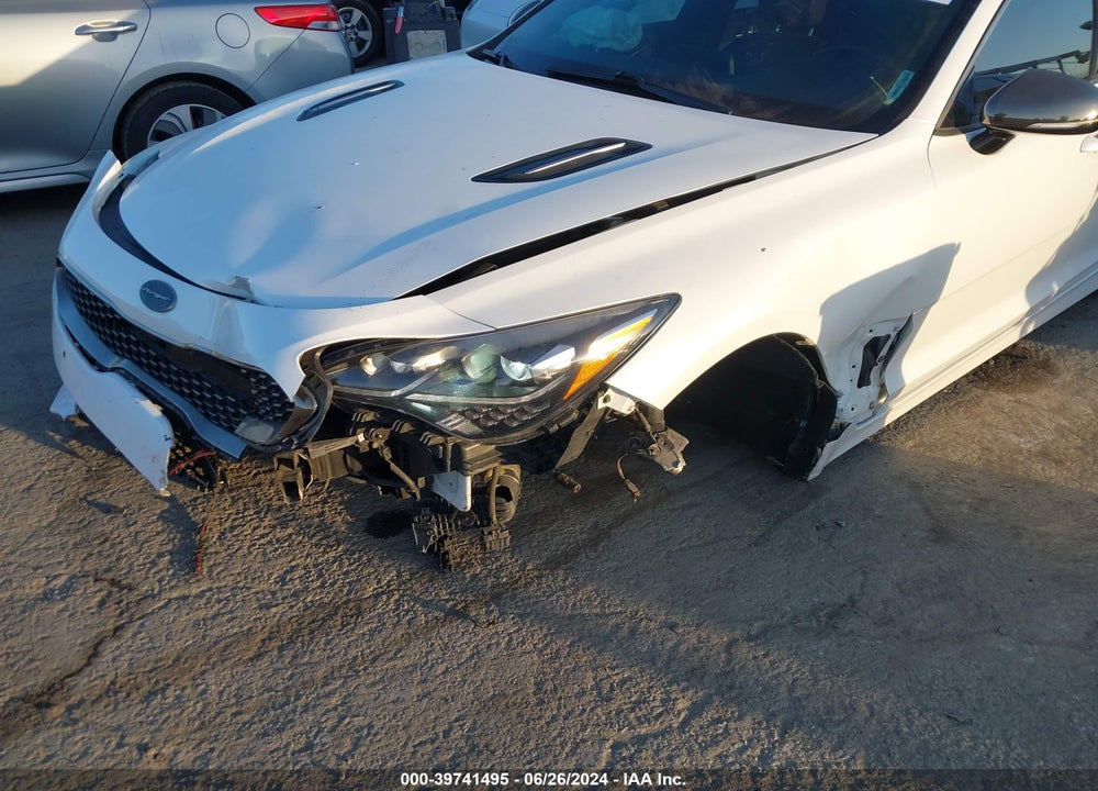 2019 KIA STINGER GT VIN: KNAE35LC1K6065923