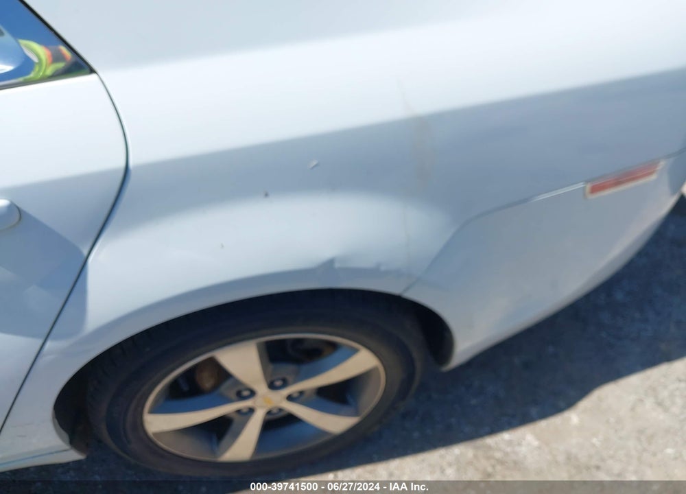 2011 CHEVROLET MALIBU VIN: 1G1ZC5E18BF228379