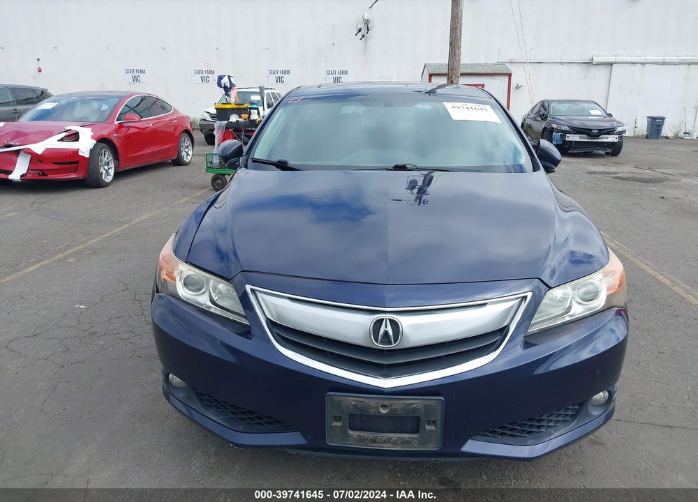 2013 ACURA ILX 2.0L VIN: 19VDE1F58DE008364