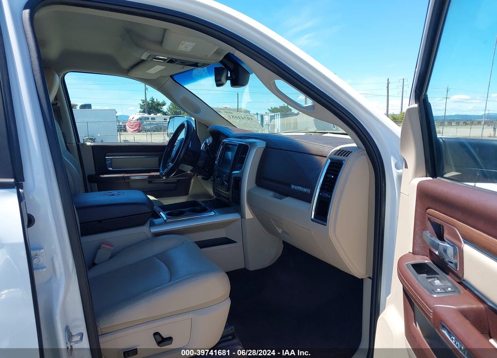 2015 RAM 2500 LAIE VIN: 3C6UR5FL9FG610237