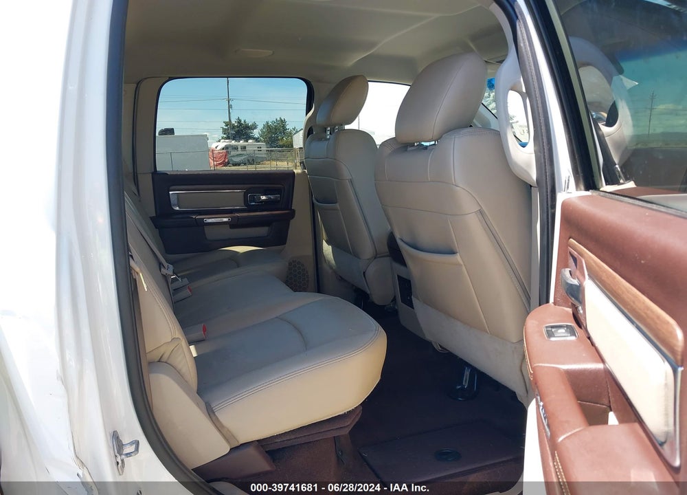2015 RAM 2500 LAIE VIN: 3C6UR5FL9FG610237