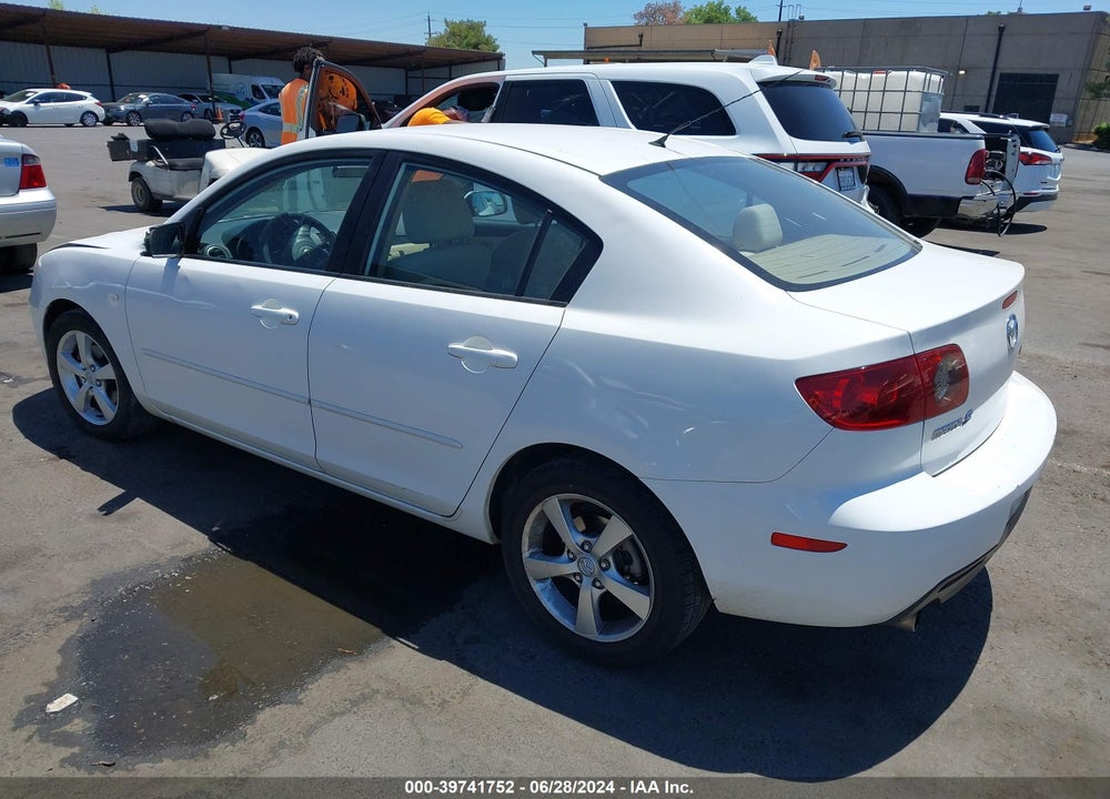 2006 MAZDA 3 I VIN: JM1BK12F661502394