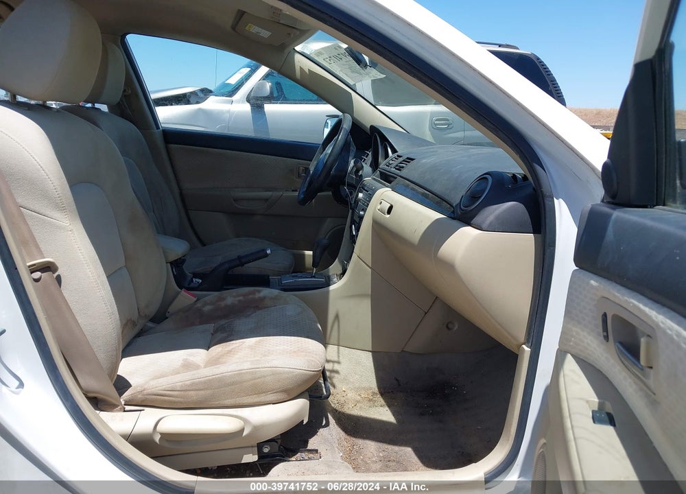 2006 MAZDA 3 I VIN: JM1BK12F661502394