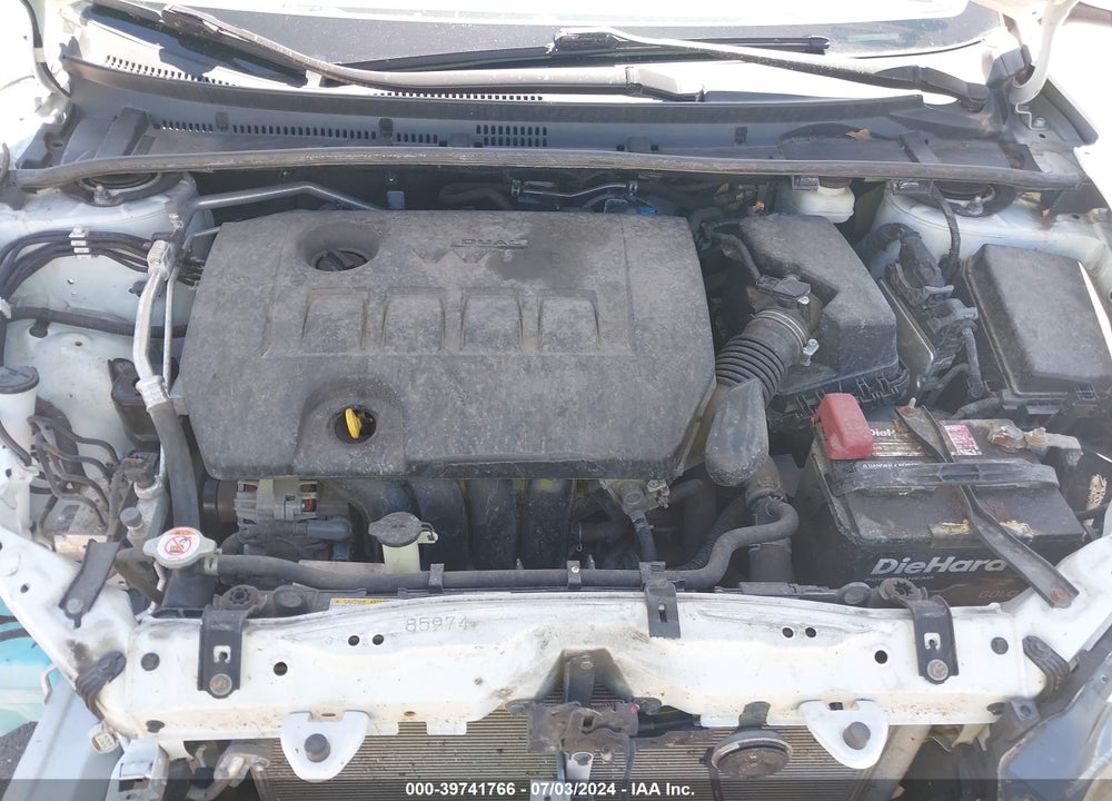 2018 TOYOTA COROLLA LE VIN: 2T1BURHE9JC057791