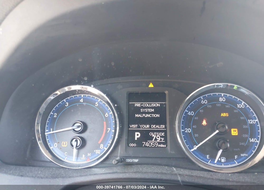 2018 TOYOTA COROLLA LE VIN: 2T1BURHE9JC057791