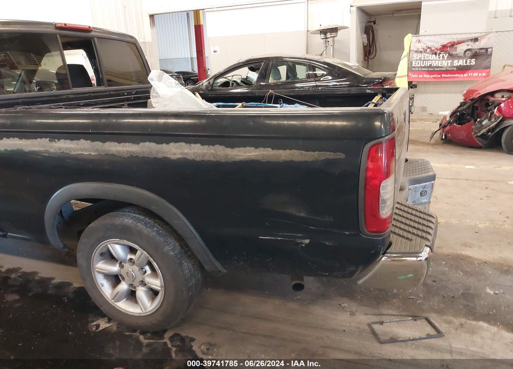 1998 NISSAN FRONTIER SE/XE VIN: 1N6DD26S3WC377596