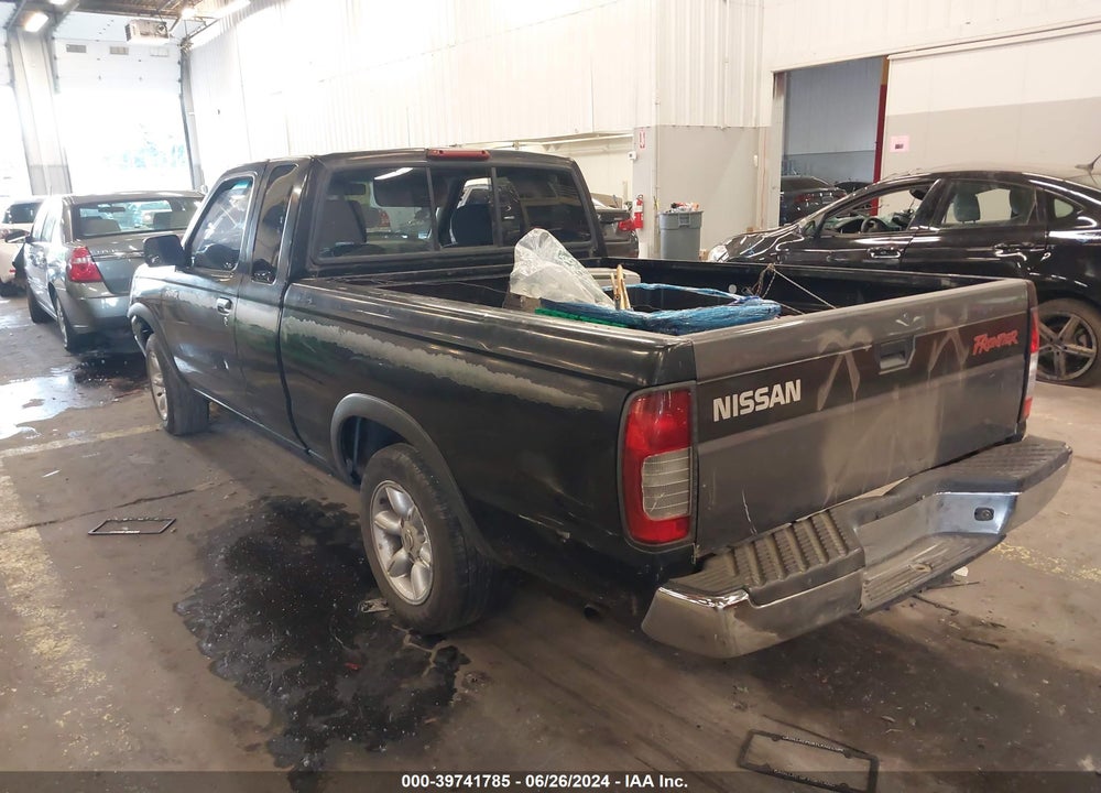1998 NISSAN FRONTIER SE/XE VIN: 1N6DD26S3WC377596