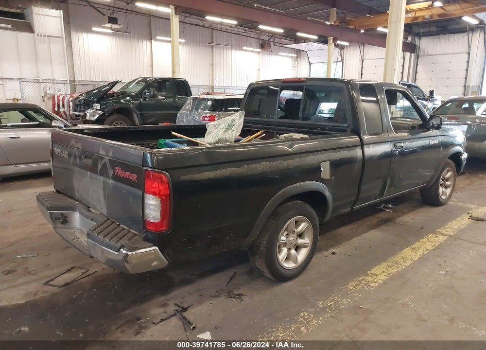 1998 NISSAN FRONTIER SE/XE VIN: 1N6DD26S3WC377596