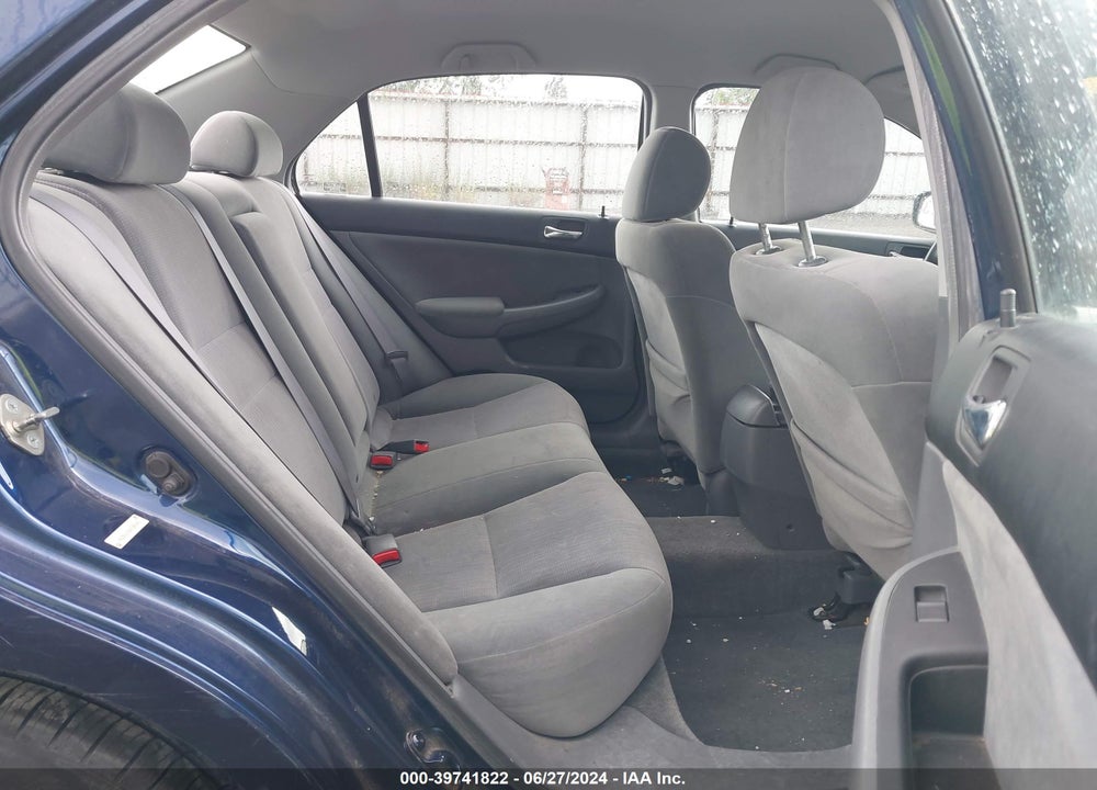 2004 HONDA ACCORD 3.0 LX VIN: 1HGCM66364A102748