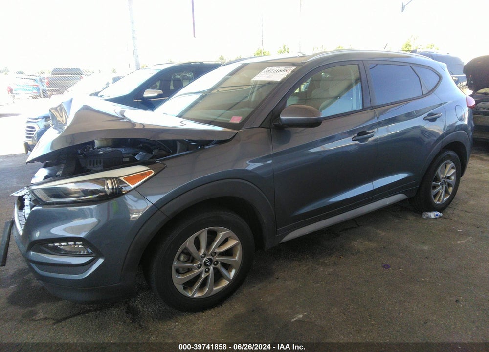 2017 HYUNDAI TUCSON SE VIN: KM8J33A48HU464507