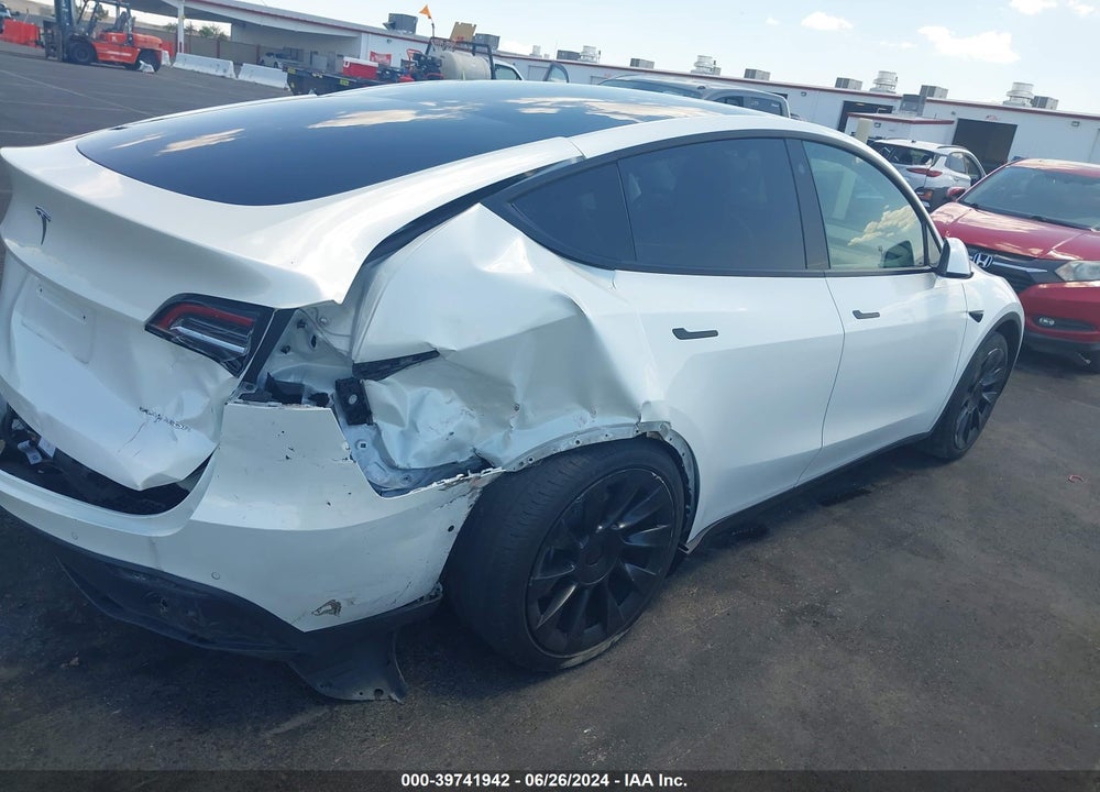 2021 TESLA MODEL Y LONG RANGE DUAL MOTOR ALL-WHEEL DRIVE VIN: 5YJYGDEEXMF186521