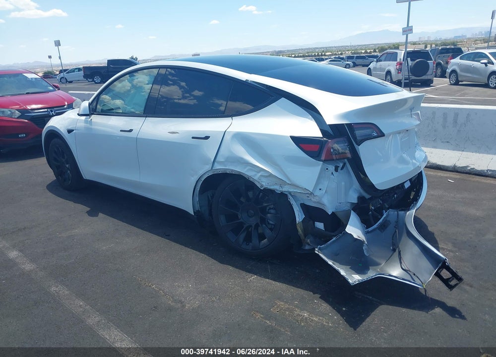 2021 TESLA MODEL Y LONG RANGE DUAL MOTOR ALL-WHEEL DRIVE VIN: 5YJYGDEEXMF186521