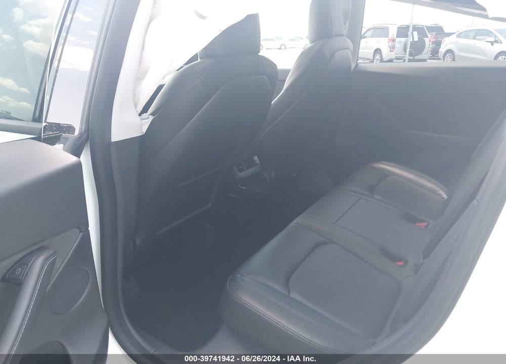 2021 TESLA MODEL Y LONG RANGE DUAL MOTOR ALL-WHEEL DRIVE VIN: 5YJYGDEEXMF186521